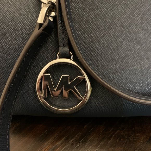 Michael Kors Shania Large Chain tote - Navy Blue - Picture 2 of 7